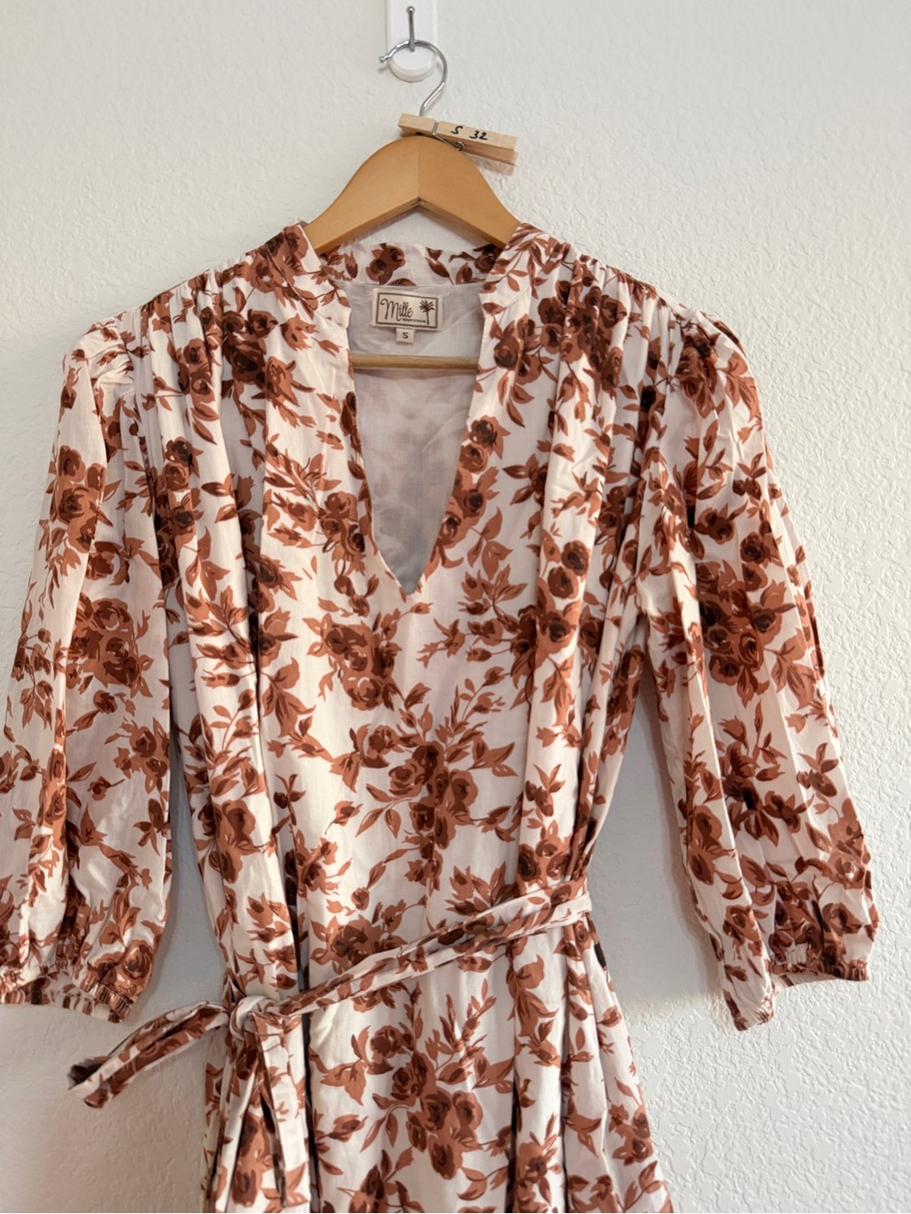 Tuckernuck MILLE Cream Maxi Dress with Rust Floral Print Size small - Picture 3 of 14